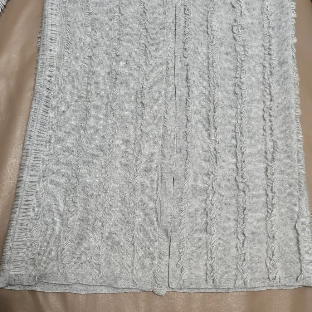 Neiman Marcus Women Cashmere L Cardigan Sweater Gray Fringe Luxury Cozy Office - Picture 6 of 16